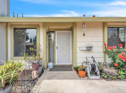 7551 Deltawind Dr, Sacramento, CA 95831 Photo