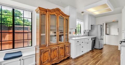 7551 Deltawind Dr, Sacramento, CA 95831 Photo