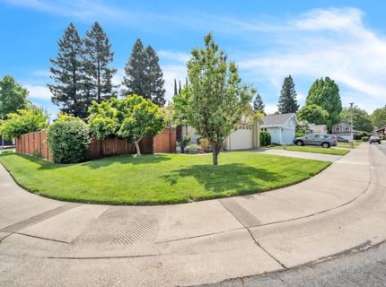 7551 Deltawind Dr, Sacramento, CA 95831 Photo