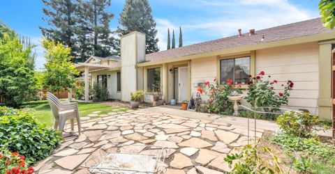 7551 Deltawind Dr, Sacramento, CA 95831 Photo