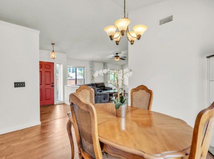 7551 Deltawind Dr, Sacramento, CA 95831 Photo