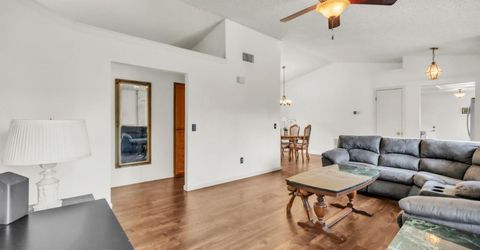 7551 Deltawind Dr, Sacramento, CA 95831 Photo