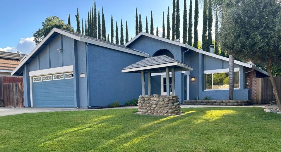 8221 E Foxfire Dr, Orangevale, CA 95662 Photo