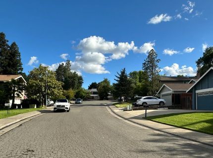 8221 E Foxfire Dr, Orangevale, CA 95662 Photo