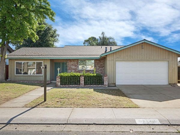 9214 Bainbridge Pl, Stockton, CA 95209