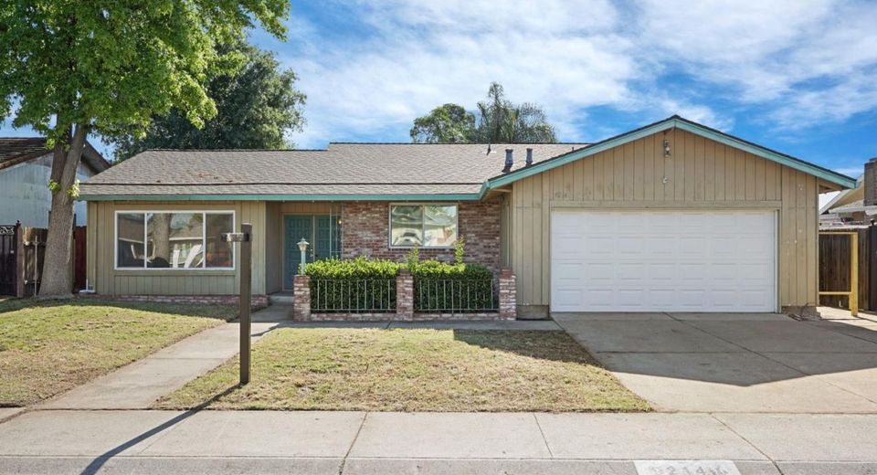 9214 Bainbridge Pl, Stockton, CA 95209 Photo