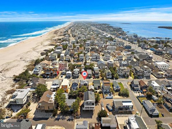 123 E 27 STREET, SHIP BOTTOM, NJ 08008