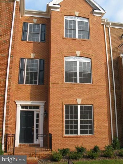 705 Vestal Street, Woodbridge, VA 22191 Main Photo