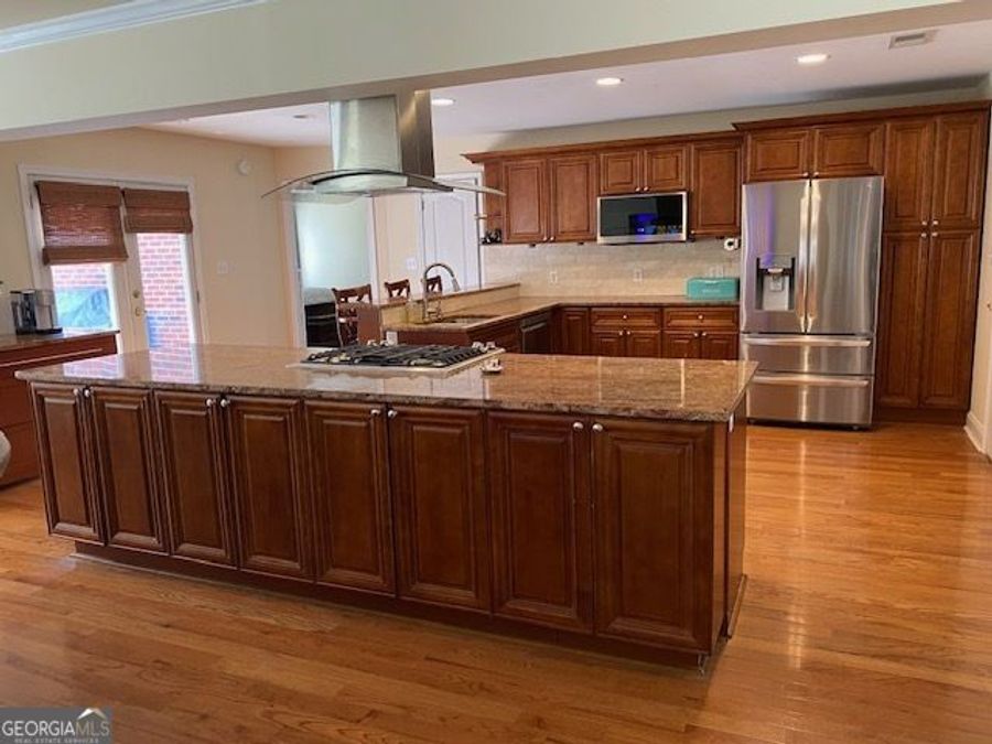 Property Image 6