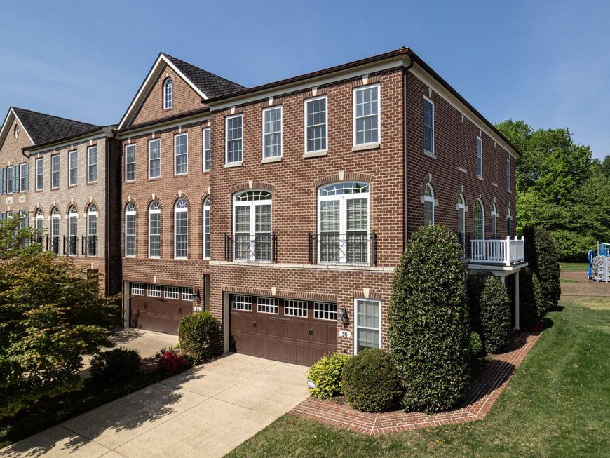 30 Sharpstead Lane, Gaithersburg, MD 20878 Main Photo