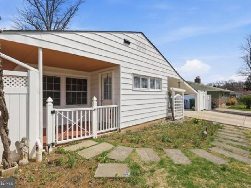 26 Myrtle Lane, Levittown, PA 19054 Main Photo