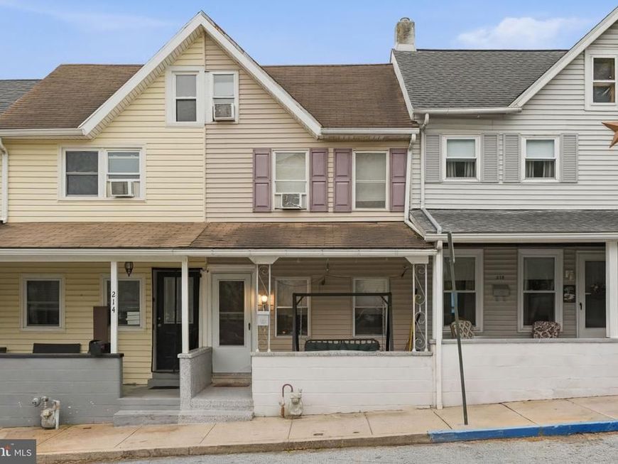 216 Grant Street, Parkesburg, PA 19365 Main Photo