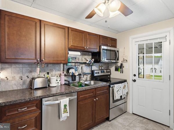 216 GRANT STREET, PARKESBURG, PA 19365