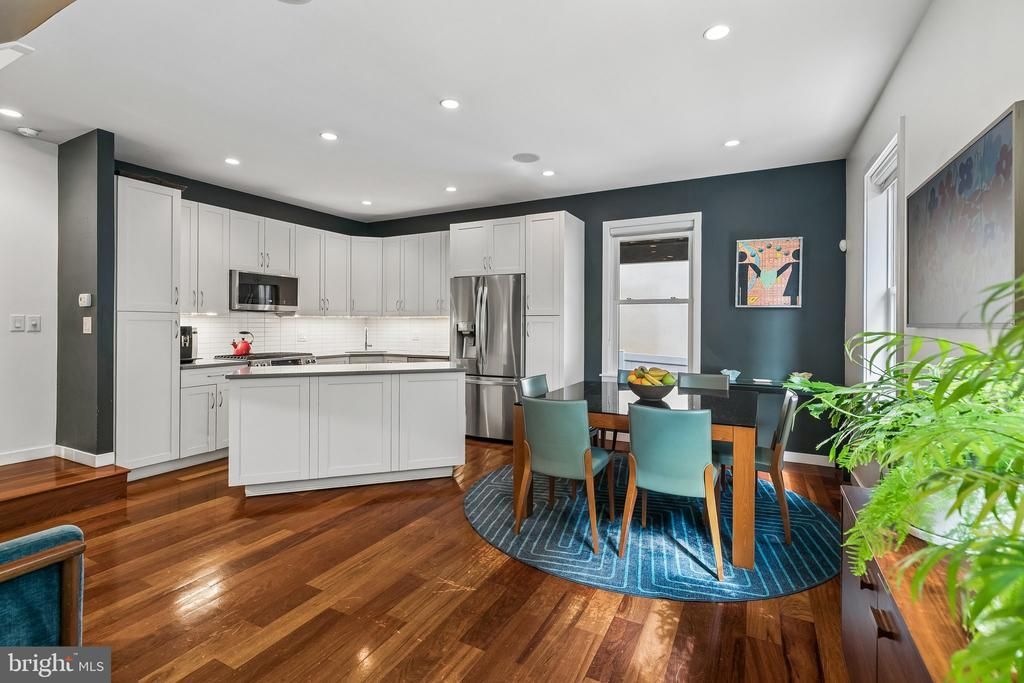 811 S 20th Street, Unit B, Philadelphia, PA 19146 Main Photo