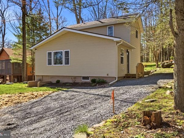 410 SUNSET FOREST DRIVE , HAWLEY, PA 18428