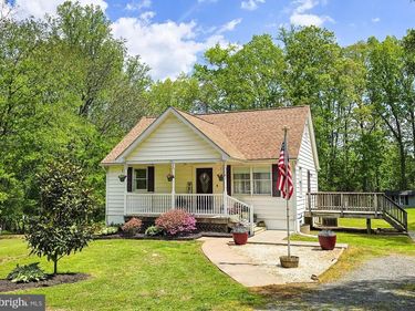 6235 SCOTTSVILLE ROAD, JEFFERSONTON, VA 22724