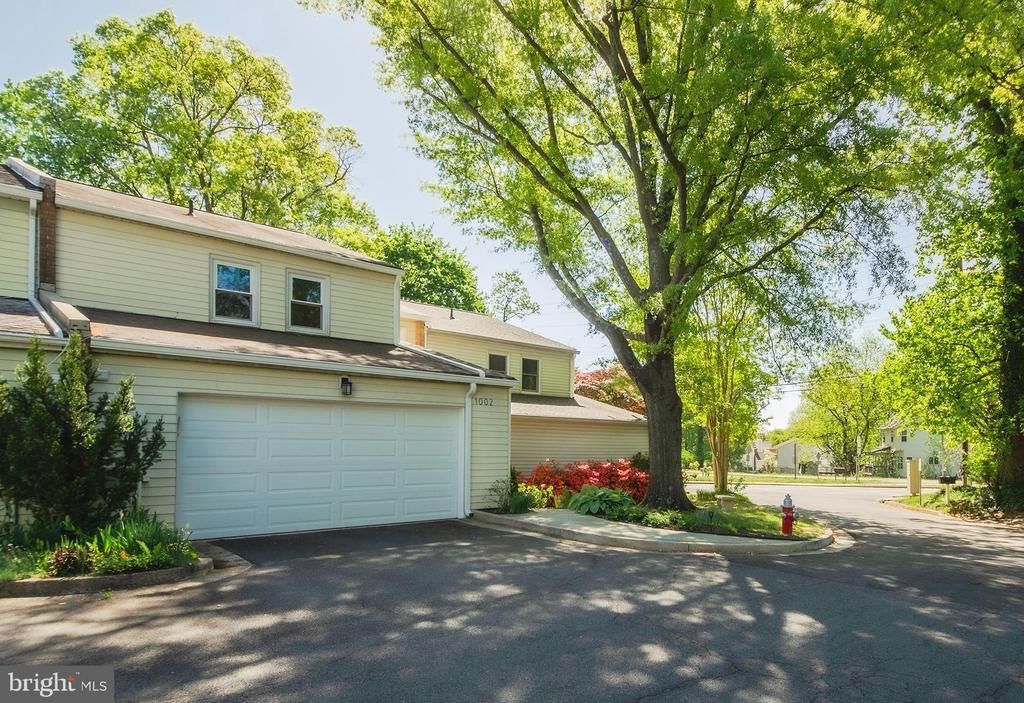 1002 Steeples Court, Falls Church, VA 22046 Main Photo