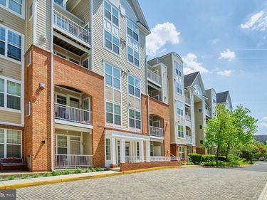 2701 BELLFOREST COURT , Unit 303, VIENNA, VA 22180