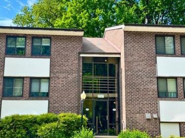 1527 1C NORTHGATE SQUARE, RESTON, VA 20190