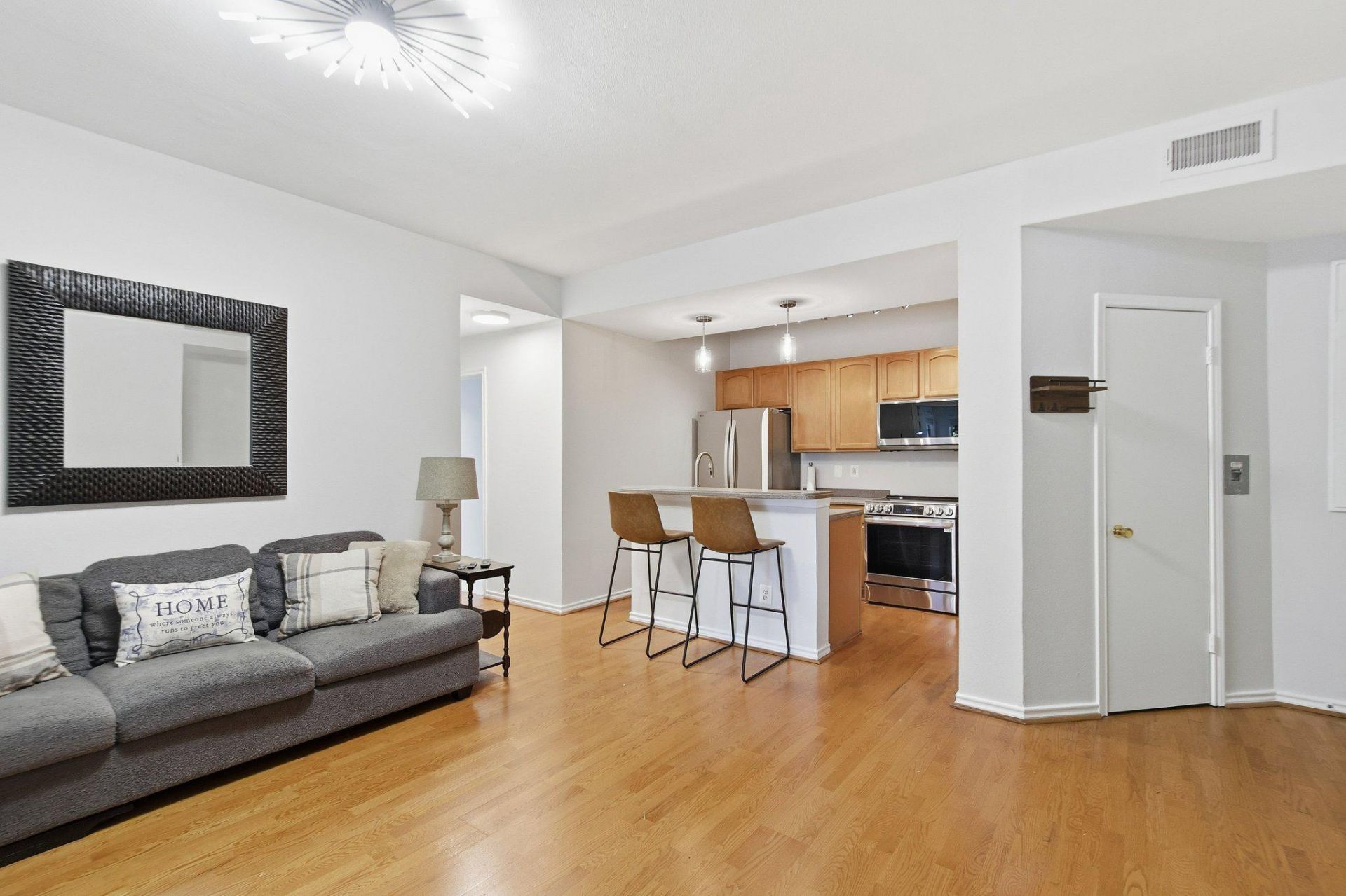 12160 Penderview Lane, Unit 1705, Fairfax, VA 22033 Main Photo