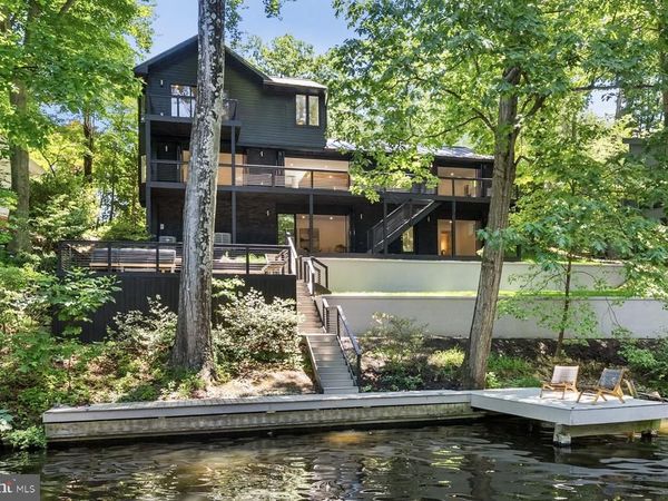 3804 LAKEVIEW TERRACE, FALLS CHURCH, VA 22041