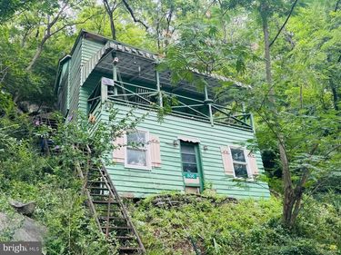 836 BENNYS BEACH ROAD , FRONT ROYAL, VA 22630