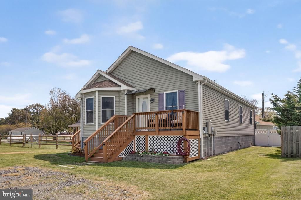 3220 Ridge Road, Chincoteague Island, VA 23336 Main Photo