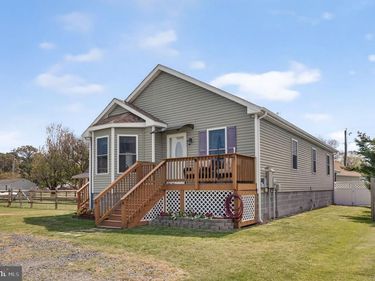 3220 RIDGE ROAD, CHINCOTEAGUE ISLAND, VA 23336