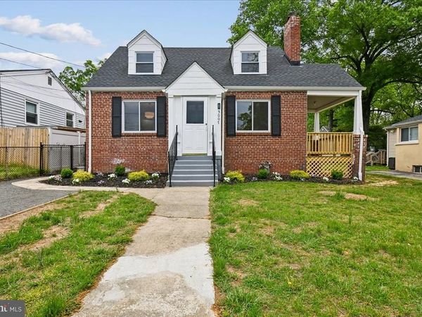 5007 53RD PLACE , HYATTSVILLE, MD 20781