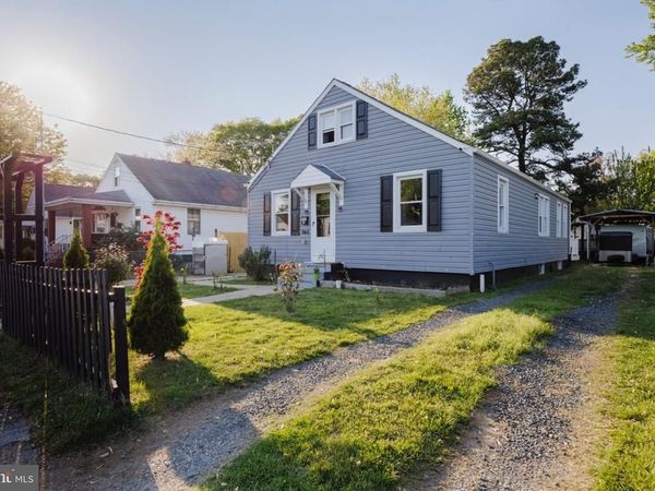 946 MARTIN ROAD , ESSEX, MD 21221