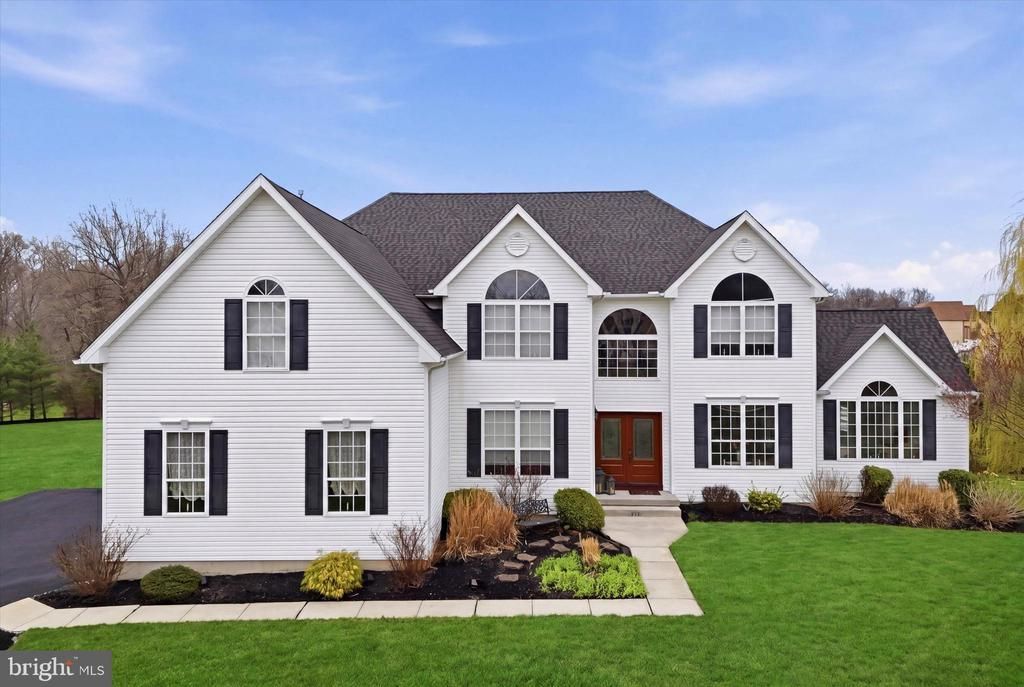 208 Shivers Run Court, Mullica Hill, NJ 08062 Main Photo