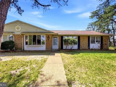 16 B CAMBRIDGE CIRCLE, Unit B, MANCHESTER TOWNSHIP, NJ 08759