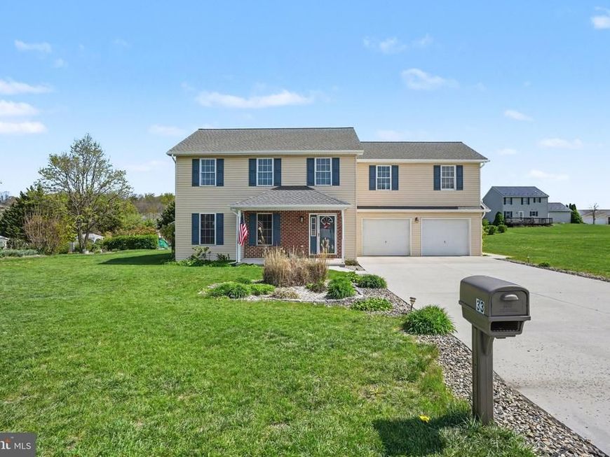 33 Longstreet Drive, Carlisle, PA 17013 Main Photo