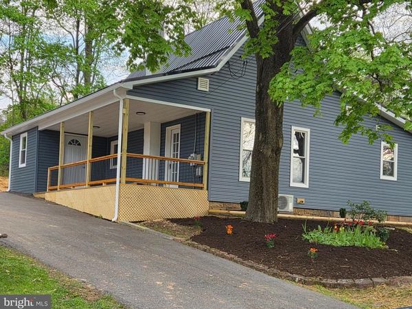 320 LONG RUN ROAD , MILL HALL, PA 17751