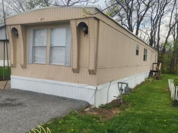 217 WALDORF DRIVE , YORK, PA 17404
