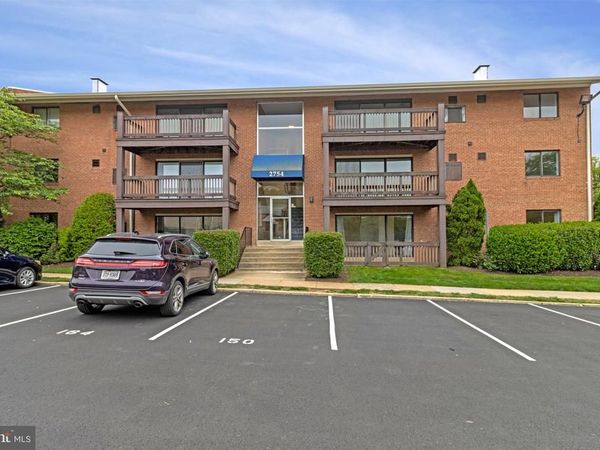 FALLS CHURCH, VA 22043