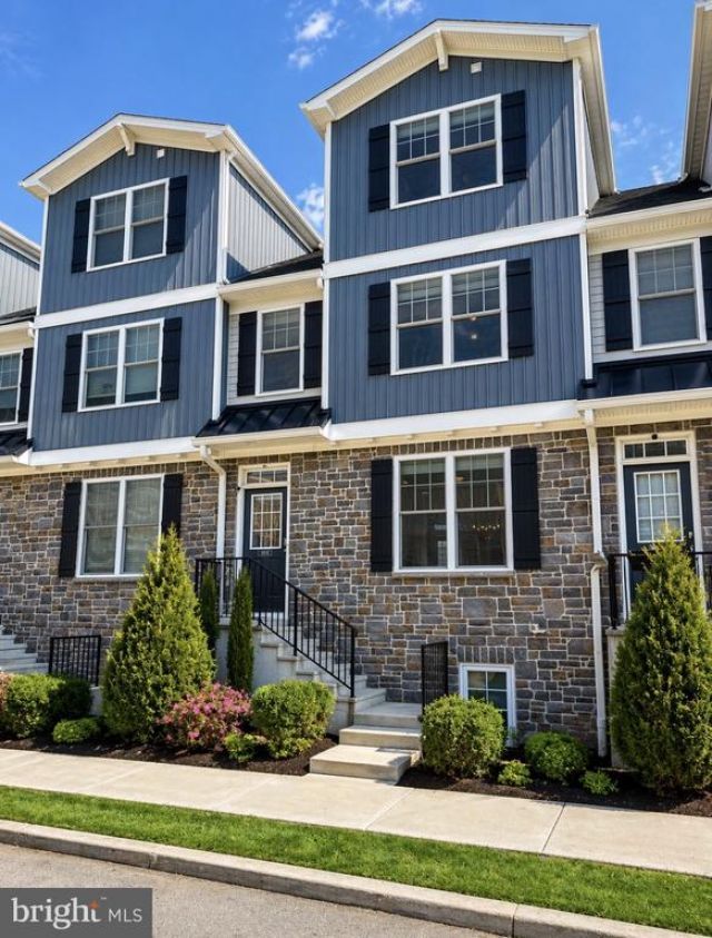 903a Spring Mill Avenue, Conshohocken, PA 19428 Main Photo