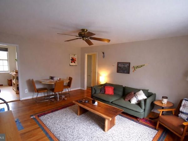 115 E GLEBE ROAD E, Unit E, ALEXANDRIA, VA 22305