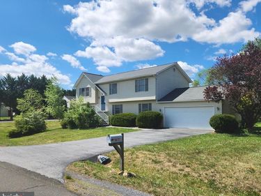 301 MONTGOMERY CIRCLE, STEPHENS CITY, VA 22655