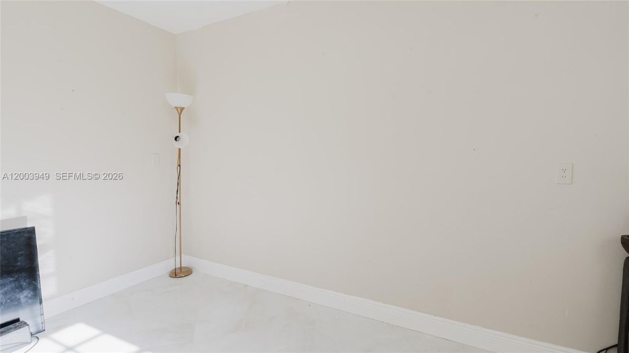 1300 NE 204th St, Unit 1300, Miami, FL 33179 Photo