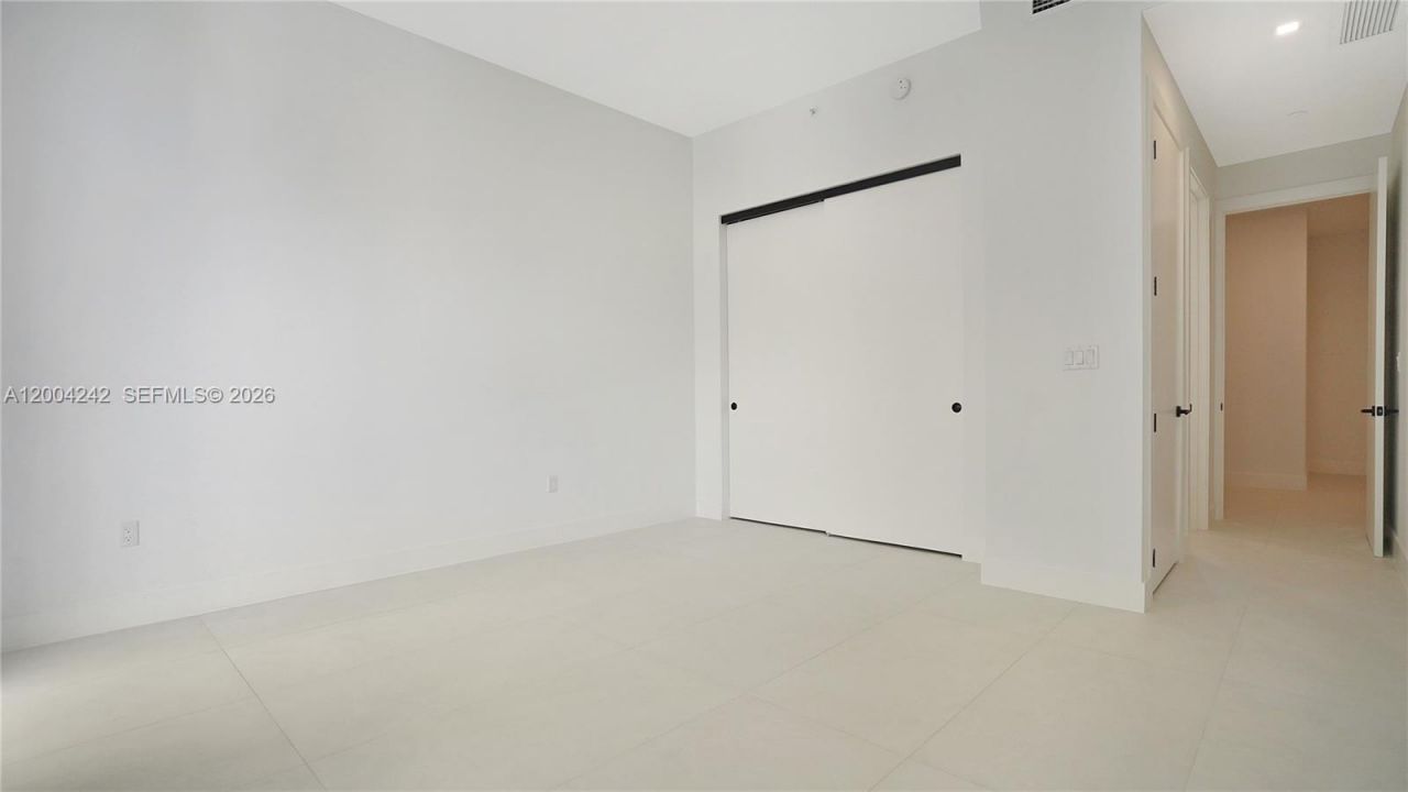 3034 Oak Ave, Unit TH-2, Miami, FL 33133 Photo