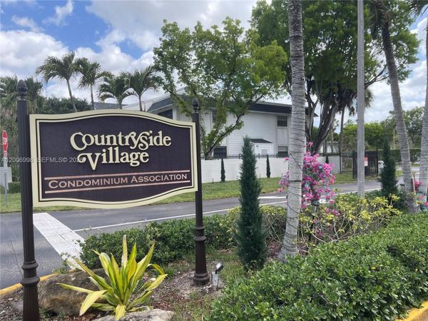 19055 NW 62nd Ave , Unit 205, Hialeah, FL 33015