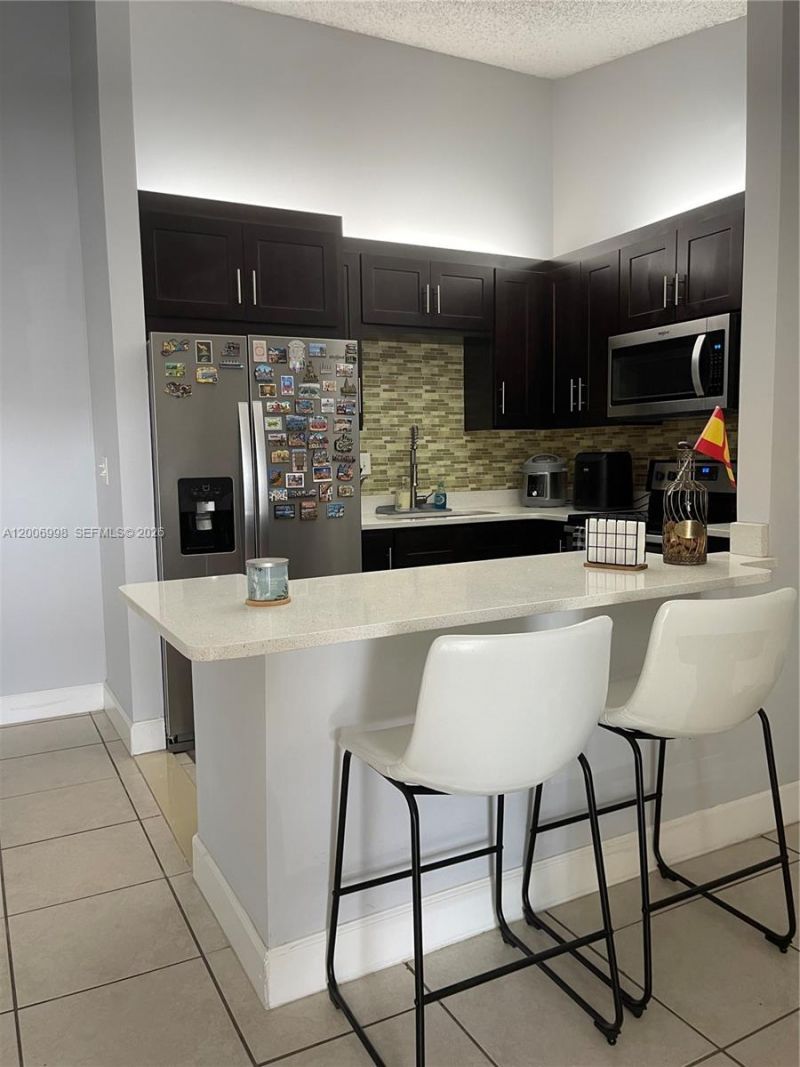 19055 NW 62nd Ave, Unit 205, Hialeah, FL 33015 Photo