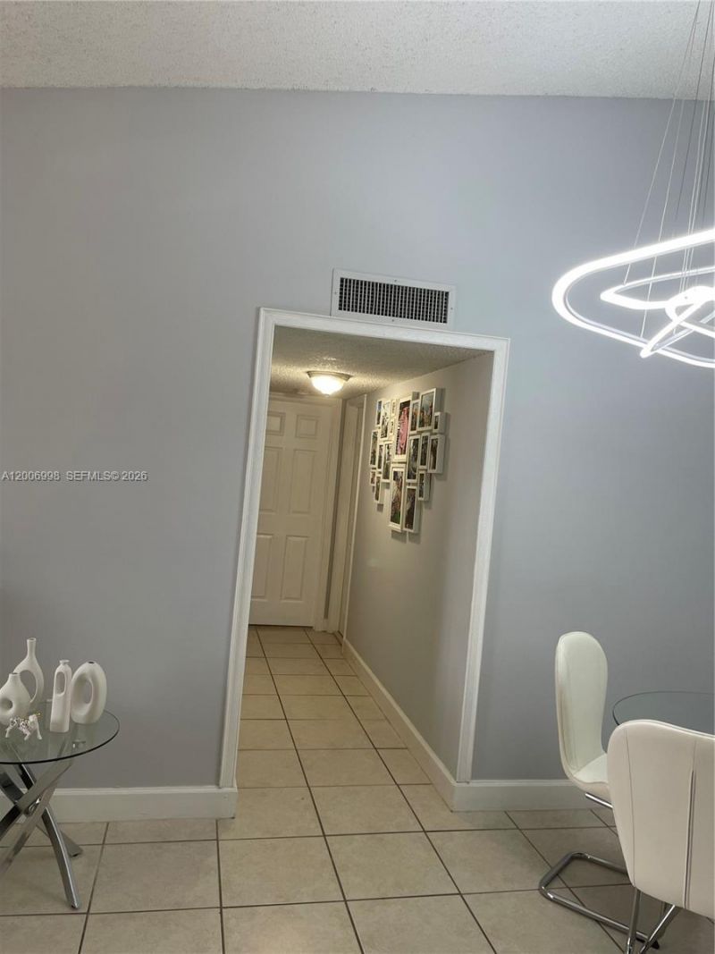 19055 NW 62nd Ave, Unit 205, Hialeah, FL 33015 Photo