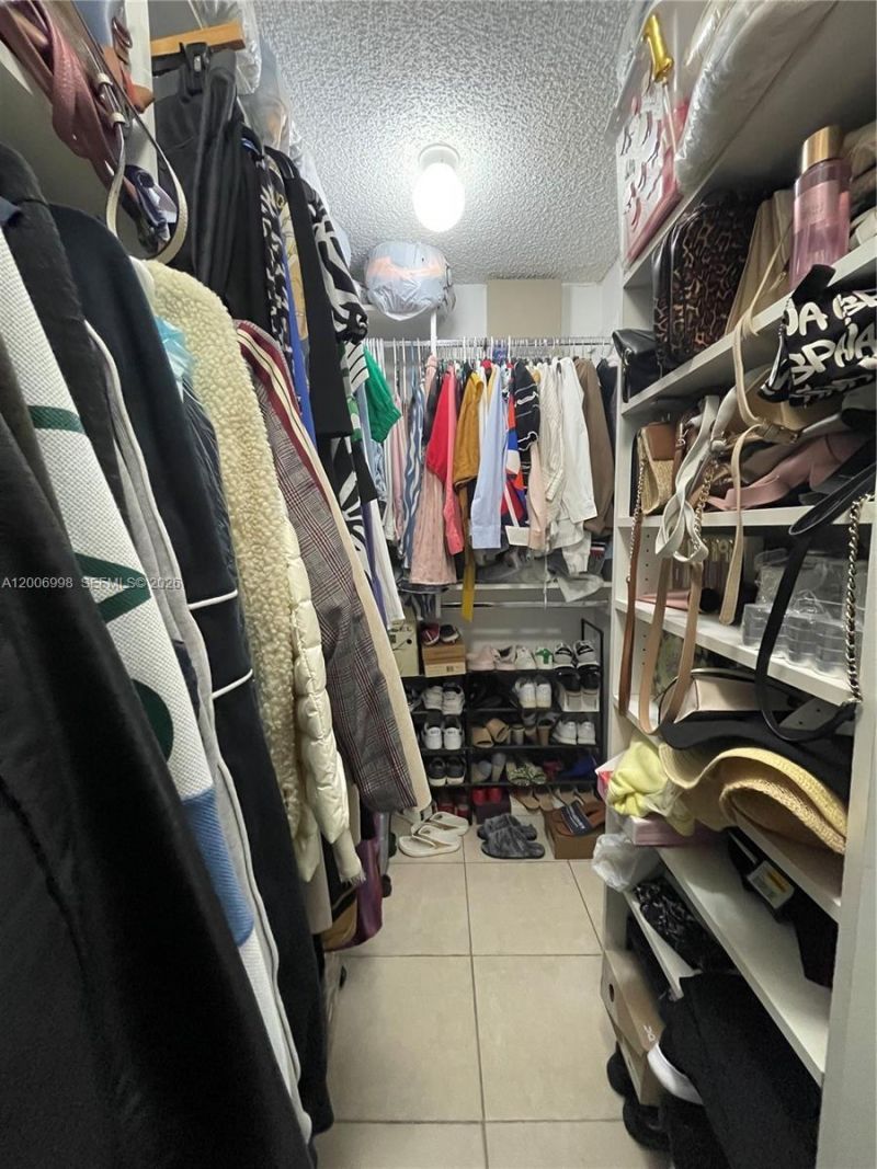 19055 NW 62nd Ave, Unit 205, Hialeah, FL 33015 Photo