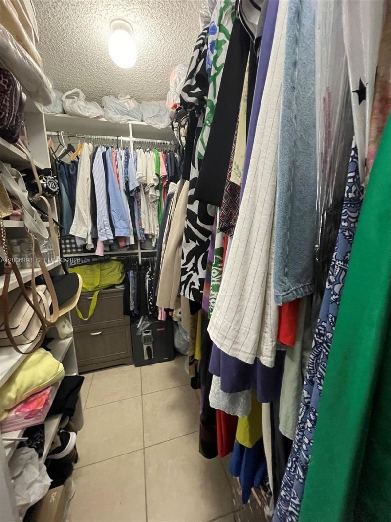 19055 NW 62nd Ave, Unit 205, Hialeah, FL 33015 Photo