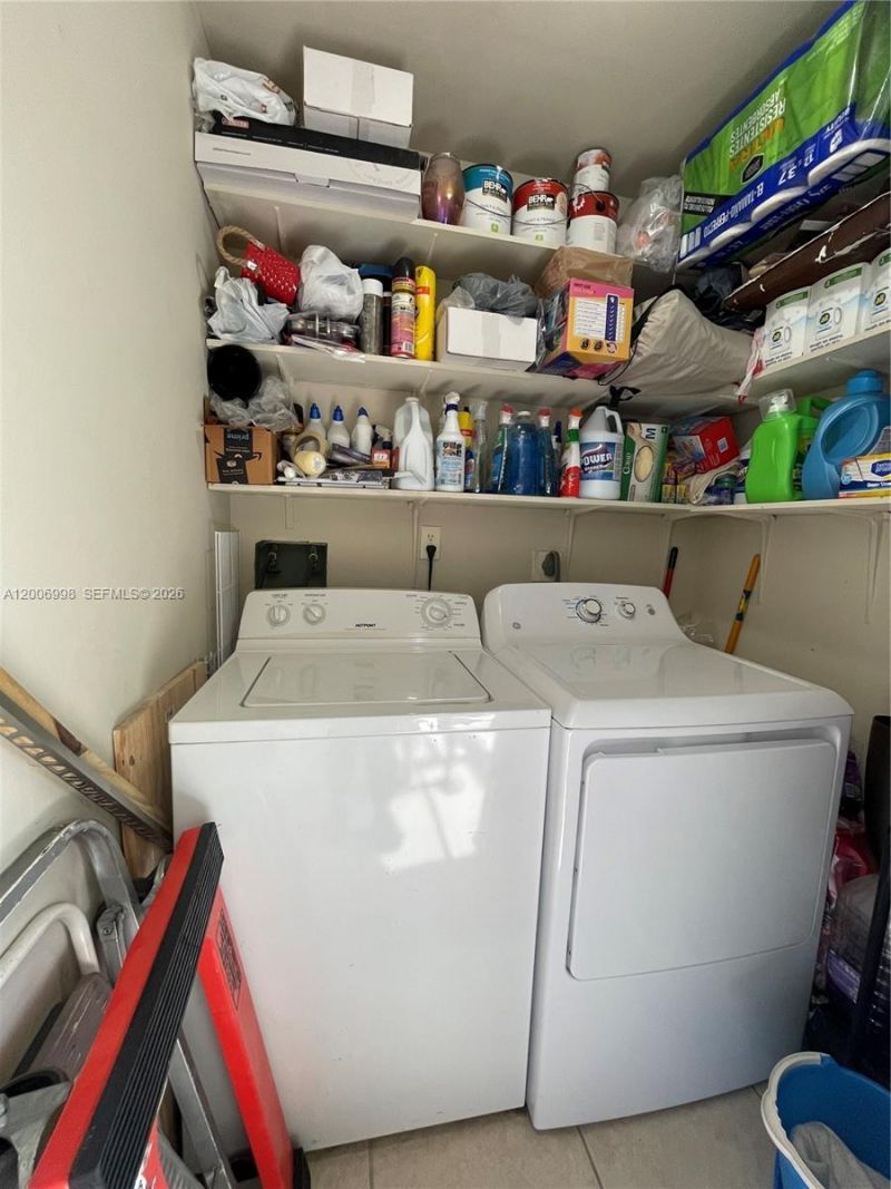 19055 NW 62nd Ave, Unit 205, Hialeah, FL 33015 Photo