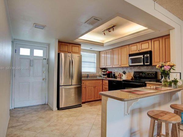 1900 Alamanda , Unit 108, Naples, FL 34102