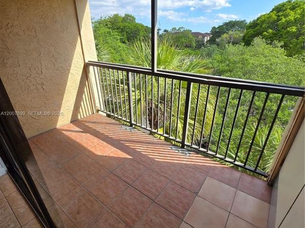 14201 N Kendall Dr, Unit 407D, Miami, FL 33186
