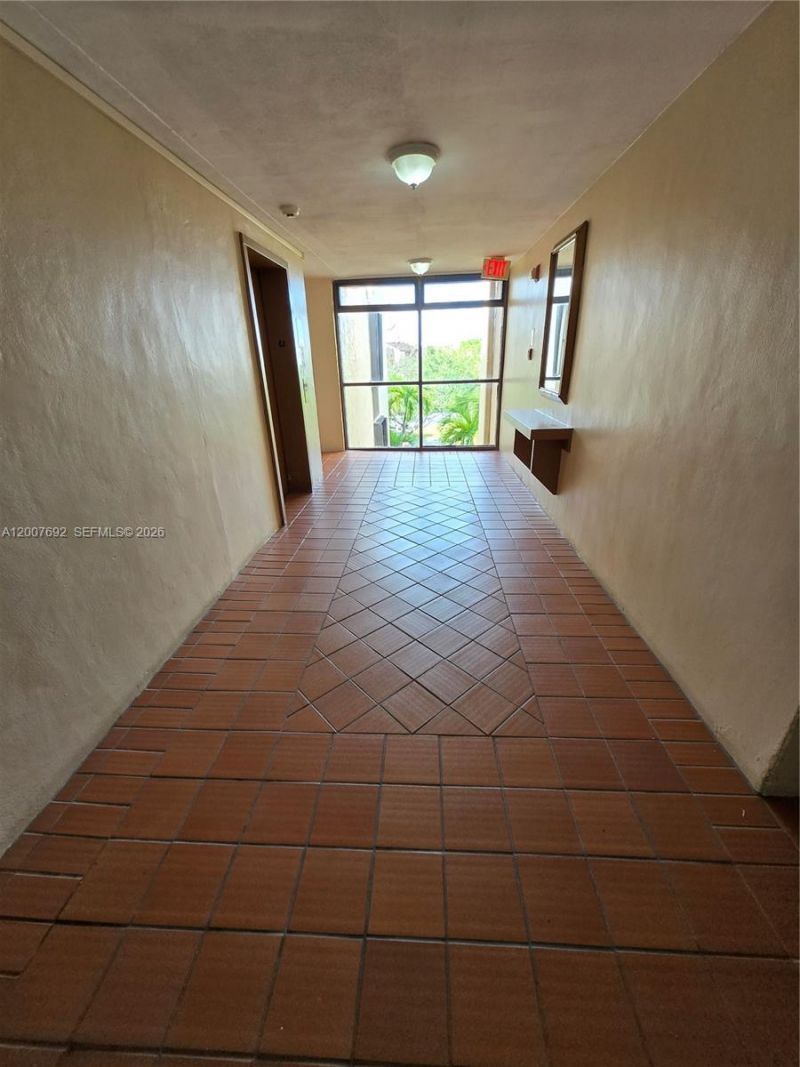 14201 N Kendall Dr, Unit 407D, Miami, FL 33186 Photo
